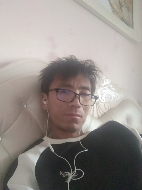 可惜我是水瓶座的第三张照片--滨州相亲服务中心