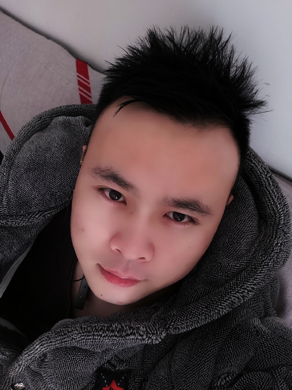 明明的第一张照片--滨州相亲服务中心