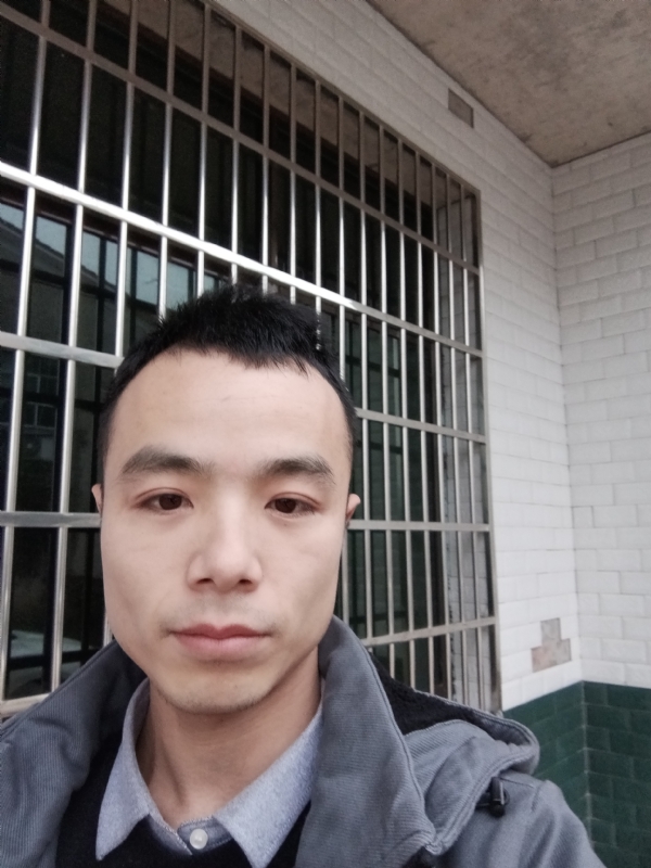 笑得那么开心的第三张照片--滨州相亲服务中心