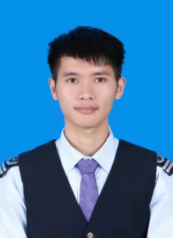 一头奔跑的熊的第一张照片--滨州相亲服务中心