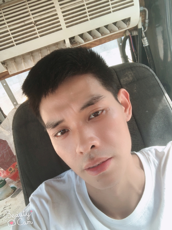 小董的第一张照片--滨州相亲服务中心