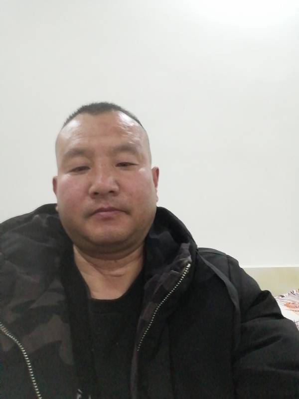 肖小江的第一张照片--滨州相亲服务中心