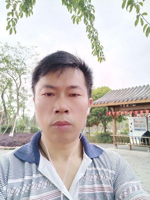 一个人的孤单的第一张照片--滨州相亲服务中心