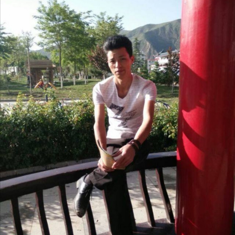 Bill的第一张照片--滨州相亲服务中心