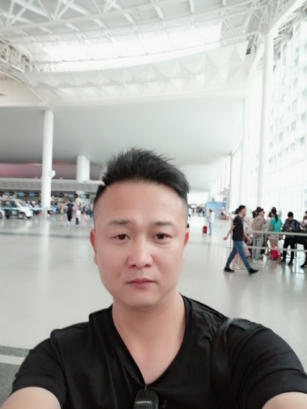 一叶知秋的第一张照片--滨州相亲服务中心