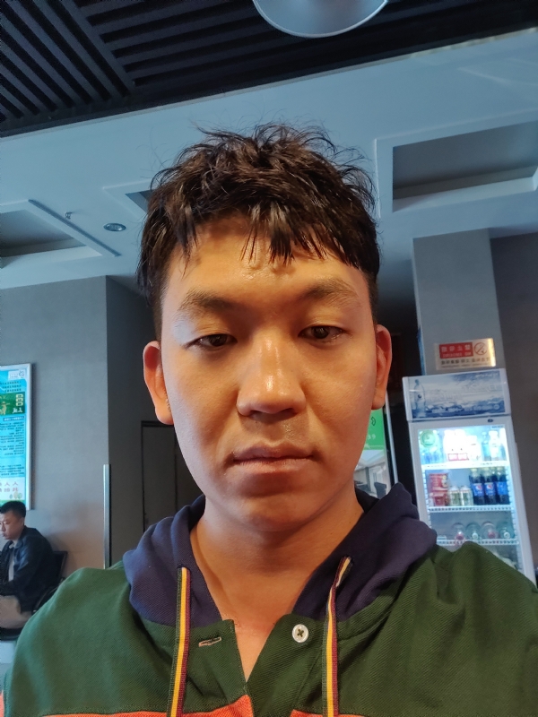 文哈哈的第一张照片--滨州相亲服务中心