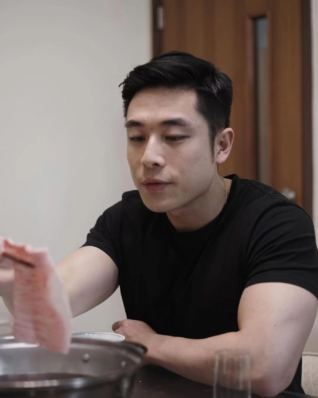 李浩泓的第一张照片--滨州相亲服务中心