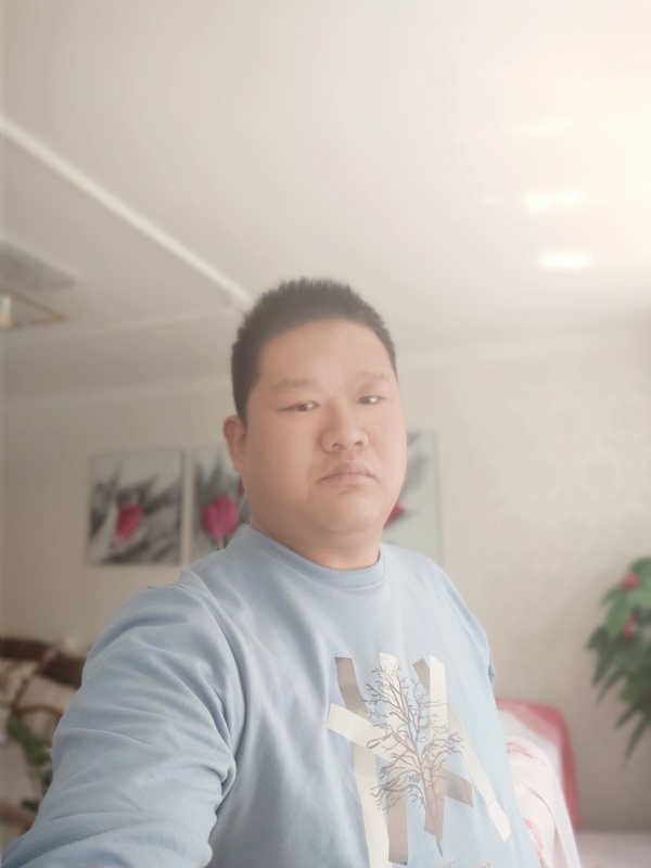 别无选择的第一张照片--滨州相亲服务中心