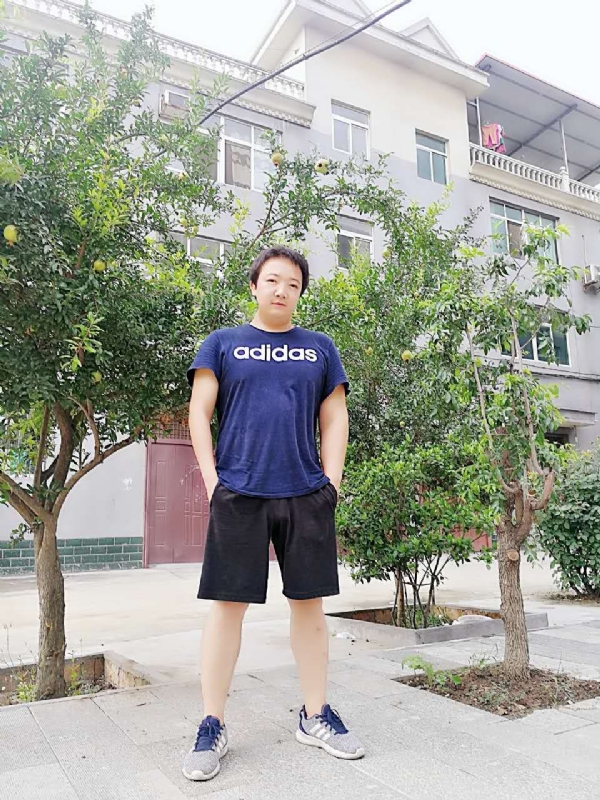 小宇的第二张照片--滨州相亲服务中心