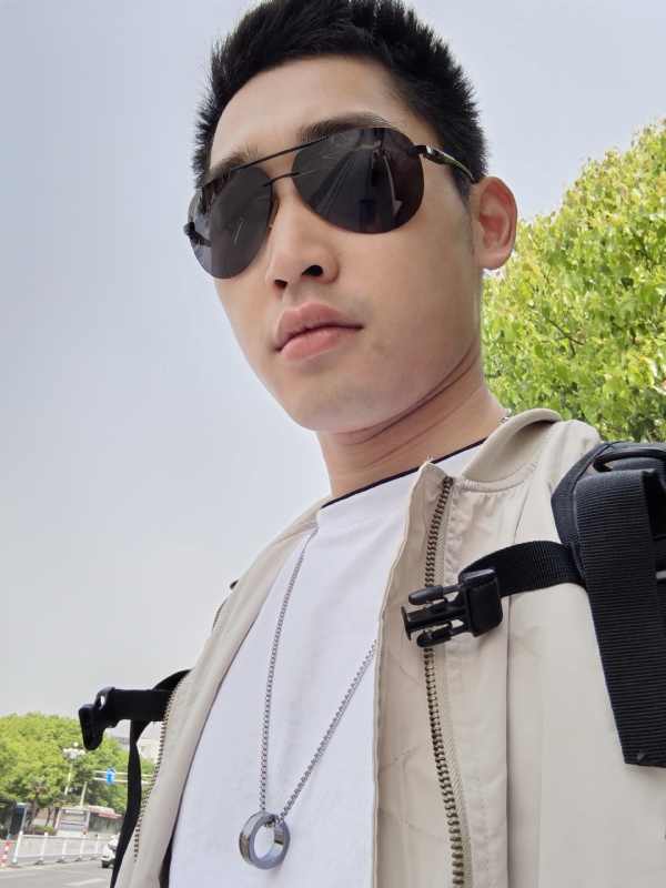 残花落陌,的第一张照片--滨州相亲服务中心