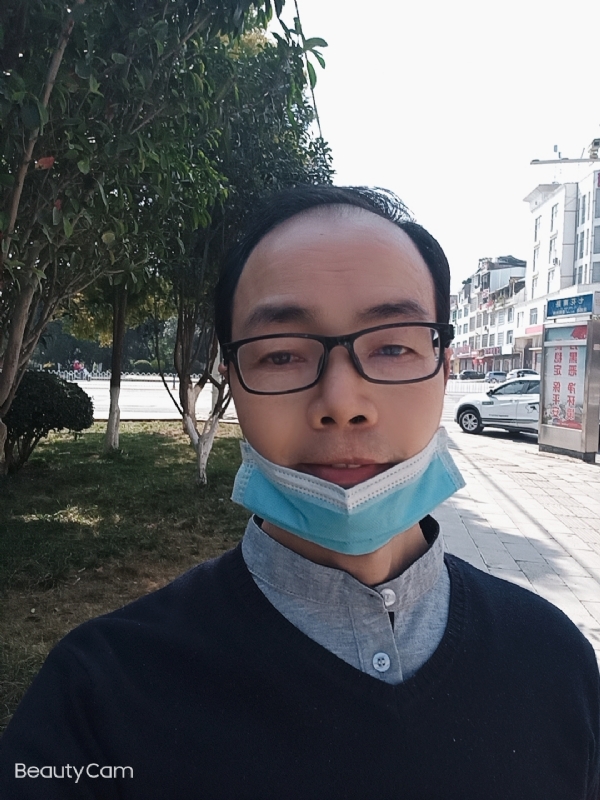 开心生活的第一张照片--滨州相亲服务中心