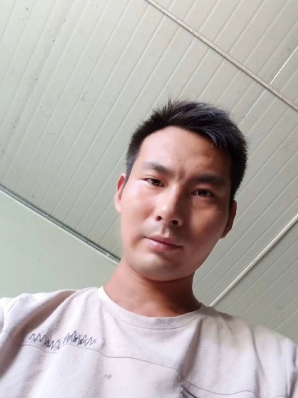 快乐肥宅水的第一张照片--滨州相亲服务中心