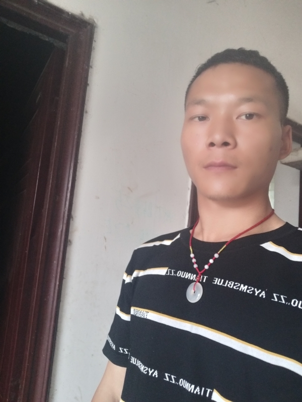 爱，请深爱的第二张照片--滨州相亲服务中心