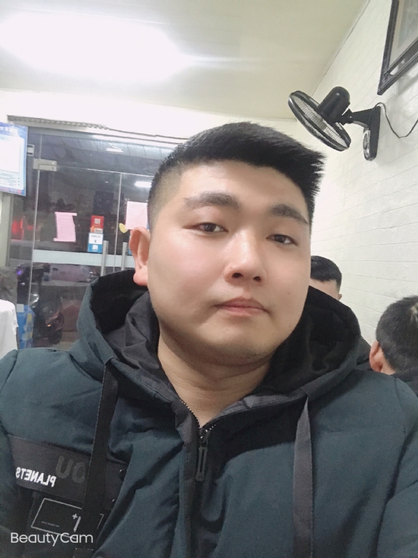 回忆是个小孩的第一张照片--滨州相亲服务中心