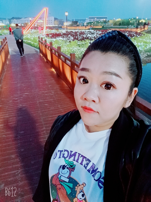 孙晓雪的第一张照片--滨州相亲服务中心