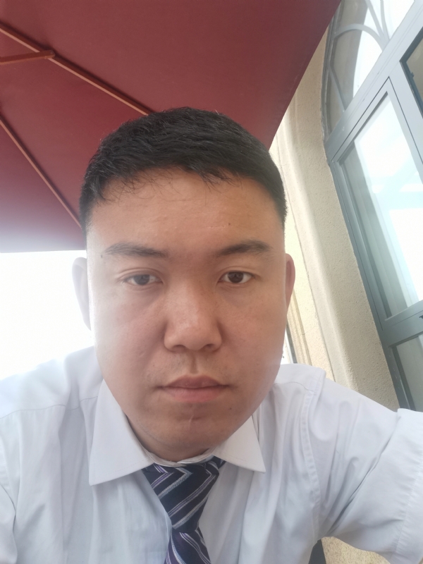 小龙哥的第一张照片--滨州相亲服务中心