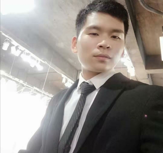 凌晨三点三分的第二张照片--滨州相亲服务中心