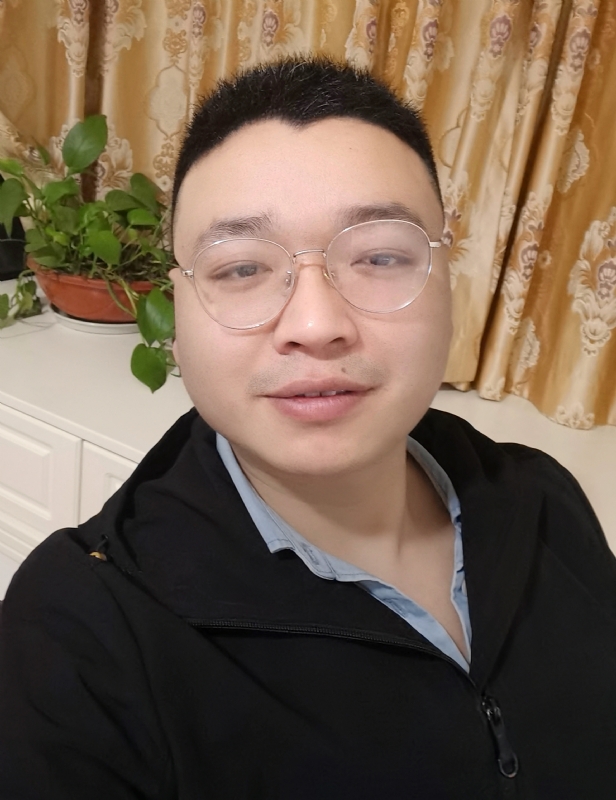 华哥的第二张照片--滨州相亲服务中心