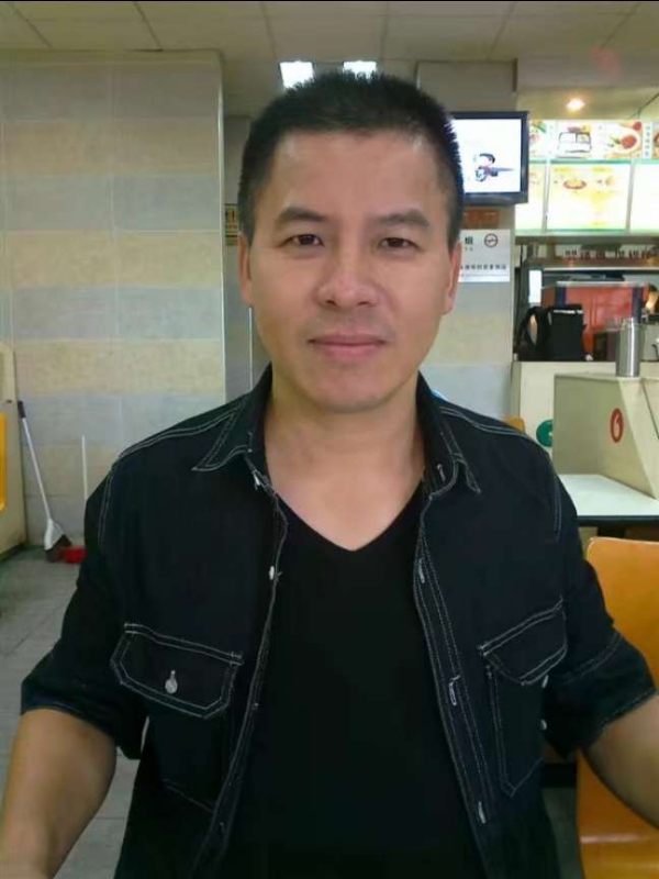 享受孤独的第一张照片--滨州相亲服务中心