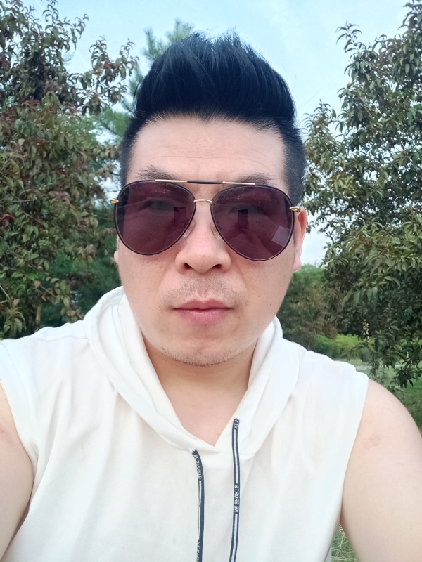 等风来的第二张照片--滨州相亲服务中心