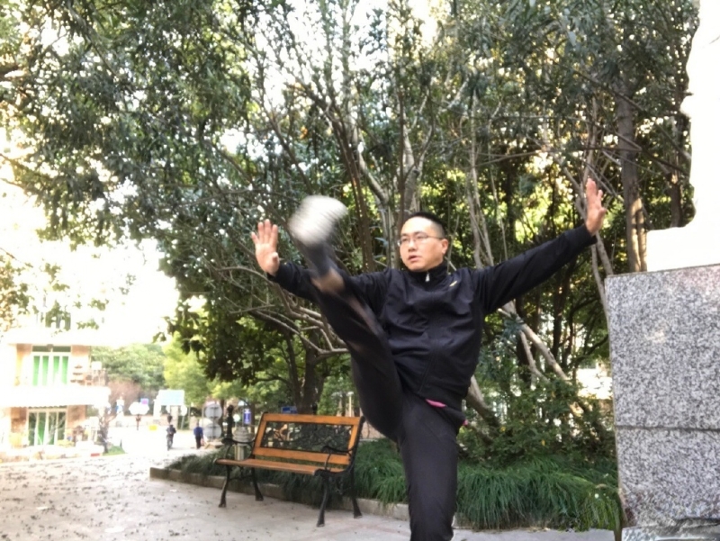 自故深情好受伤的第三张照片--滨州相亲服务中心