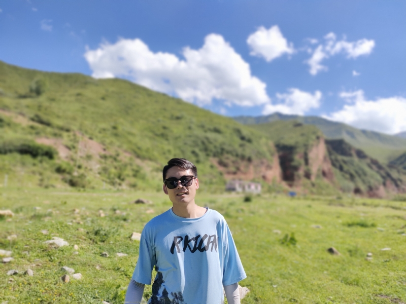 祁三岁的第一张照片--滨州相亲服务中心