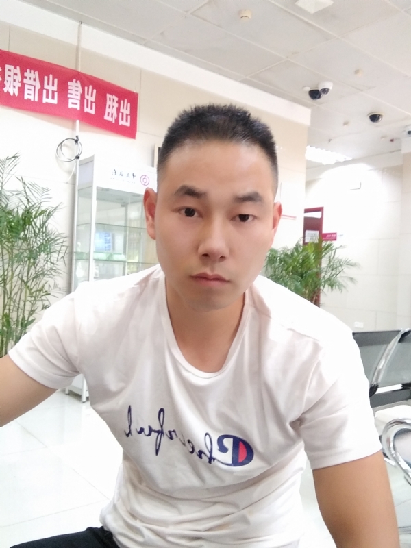 小少的第一张照片--滨州相亲服务中心