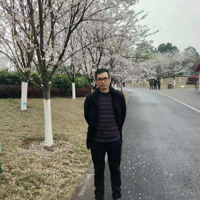 痴心爱人的第一张照片--滨州相亲服务中心