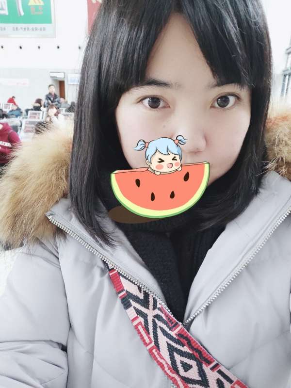 萱玲的第一张照片--滨州相亲服务中心