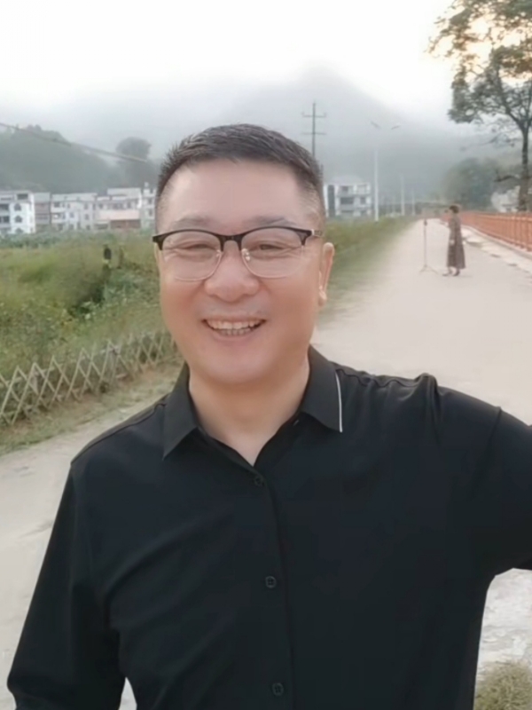 在這裡等你的第三张照片--滨州相亲服务中心