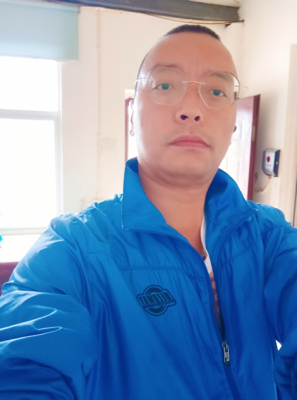 通海混混的第一张照片--滨州相亲服务中心