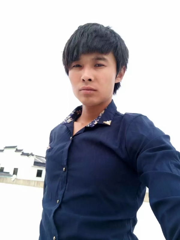 庸人自扰的第一张照片--滨州相亲服务中心