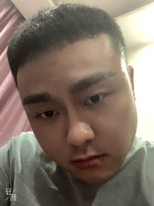 何为奈何的第二张照片--滨州相亲服务中心