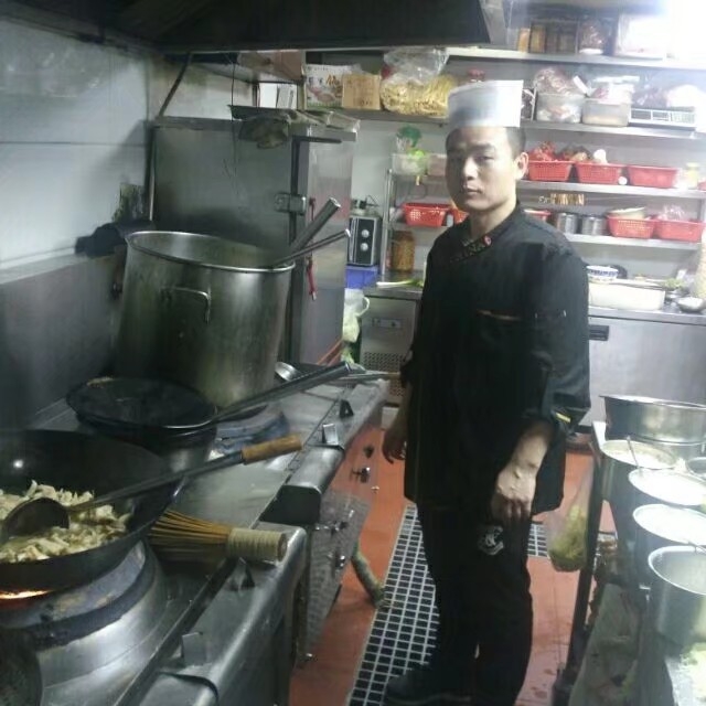 珍惜才配拥有的第一张照片--滨州相亲服务中心