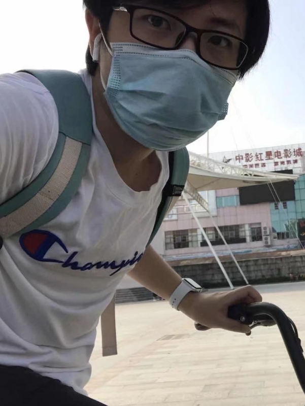 丁先生的第二张照片--滨州相亲服务中心