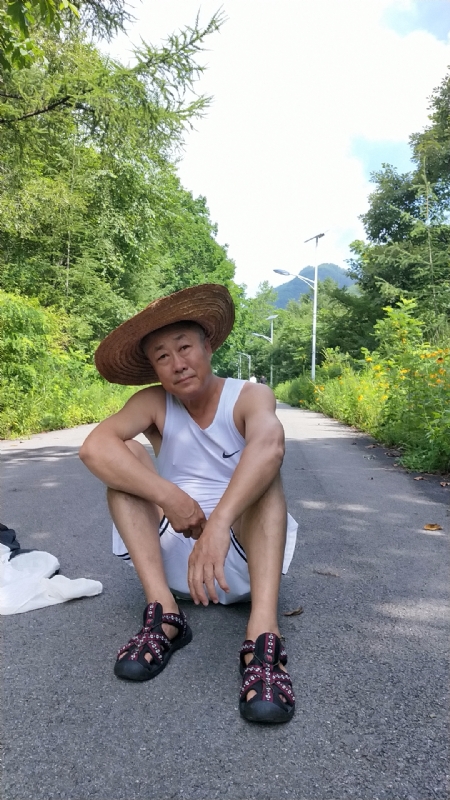 真诚寻伴的第一张照片--滨州相亲服务中心