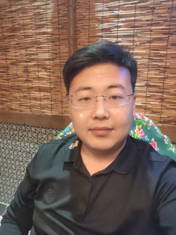 刘先生的第一张照片--滨州相亲服务中心