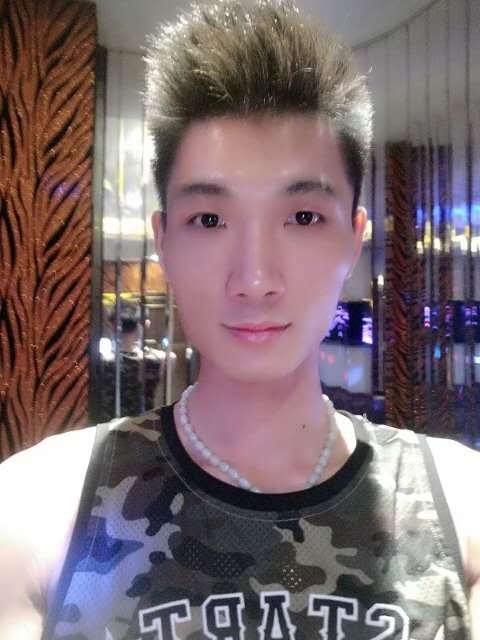 人生如戏的第一张照片--滨州相亲服务中心