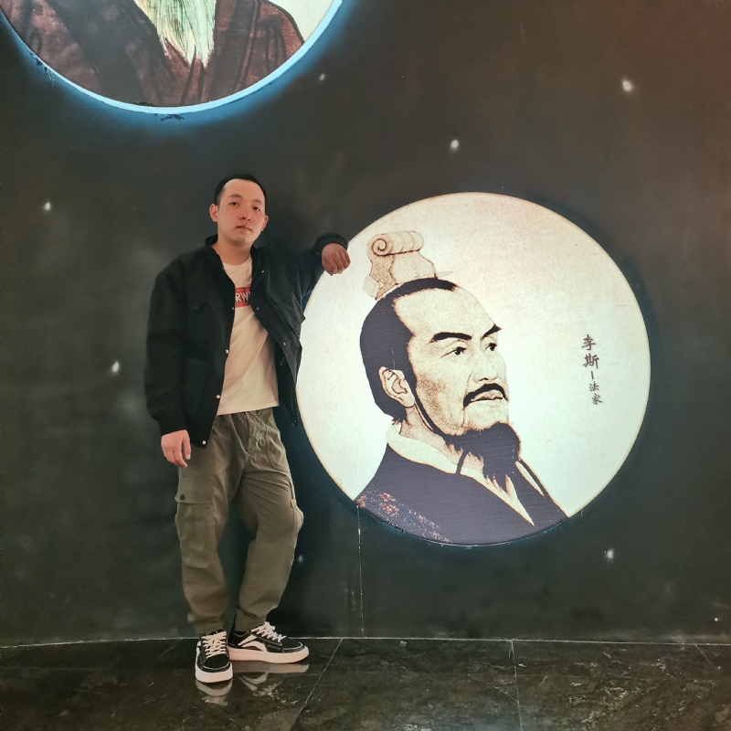 小灰灰的第三张照片--滨州相亲服务中心