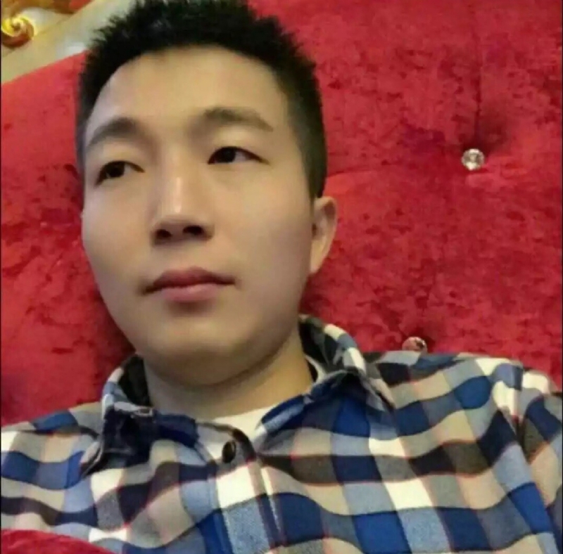 崩塌的信仰的第一张照片--滨州相亲服务中心