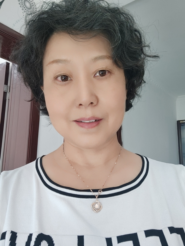 甜果的第一张照片--滨州相亲服务中心