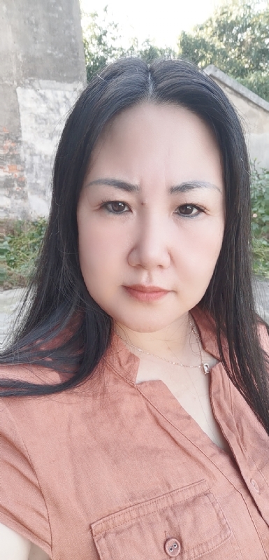 乖乖一女的第一张照片--滨州相亲服务中心