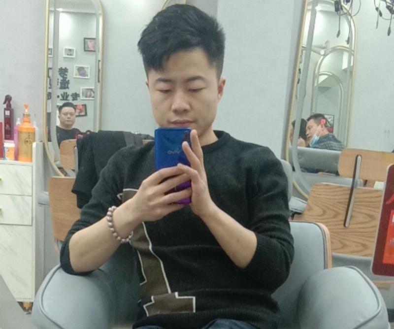 无法自拔的第一张照片--滨州相亲服务中心