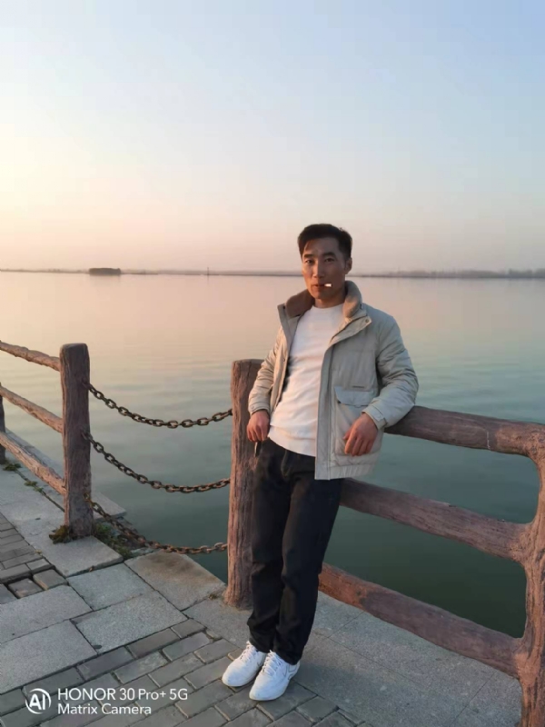 望月兔的第一张照片--滨州相亲服务中心