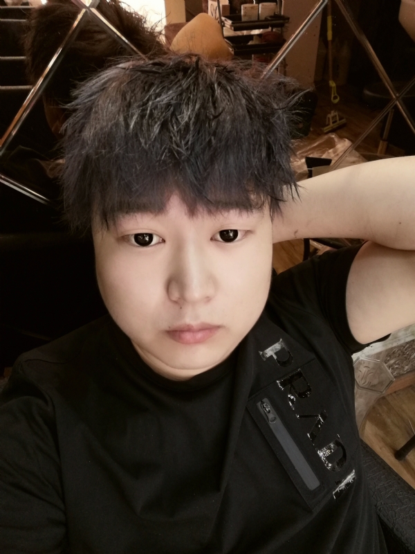 夜微凉的第二张照片--滨州相亲服务中心