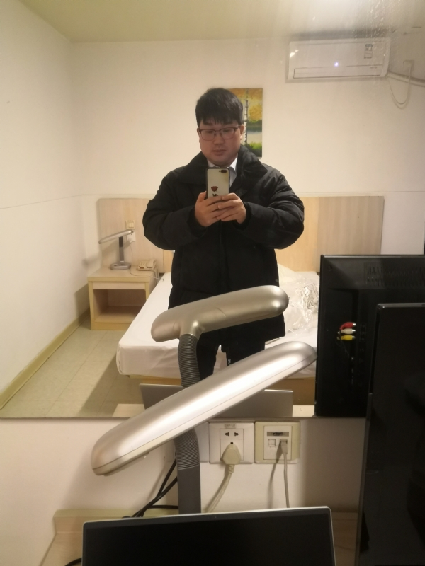 胡先生的第二张照片--滨州相亲服务中心