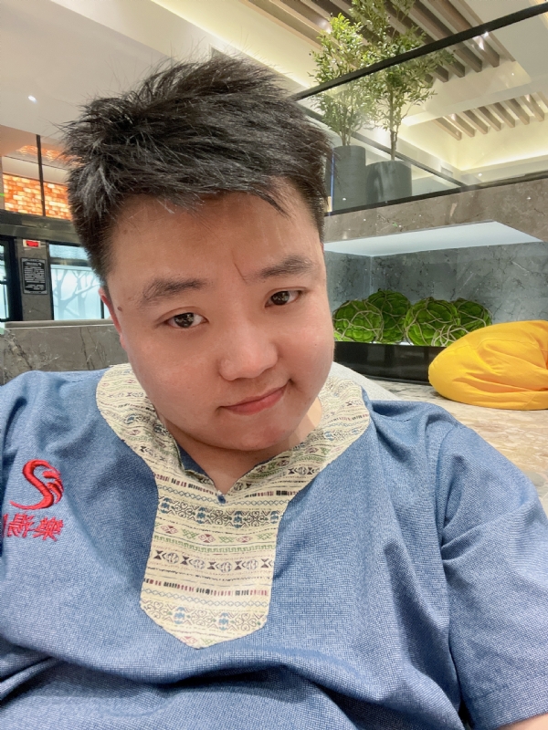 小恶魔的第一张照片--滨州相亲服务中心