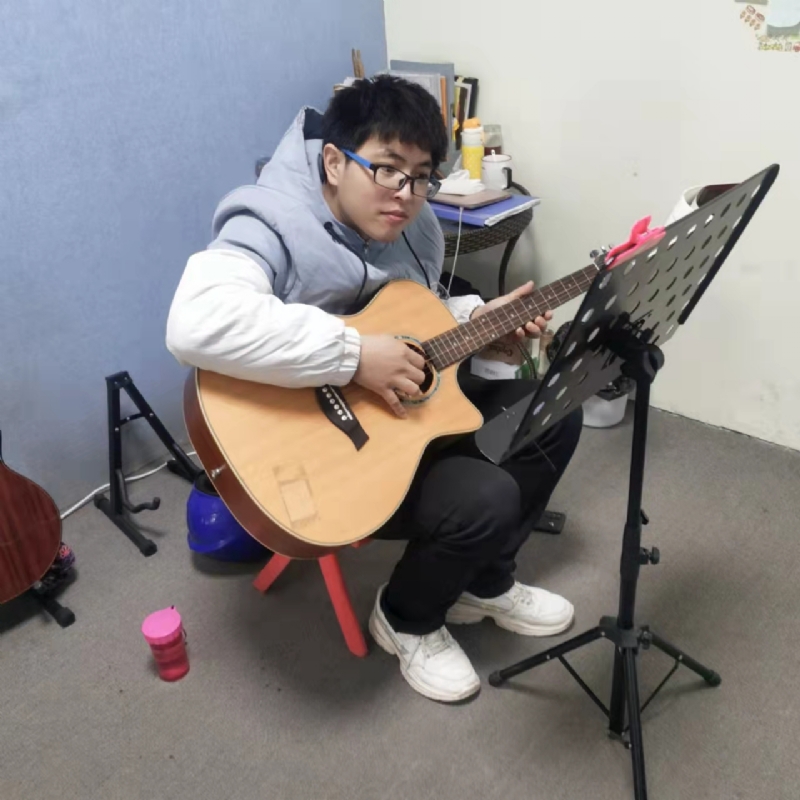 连城诀的第二张照片--滨州相亲服务中心