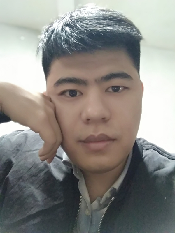 爱笑的人的第一张照片--滨州相亲服务中心