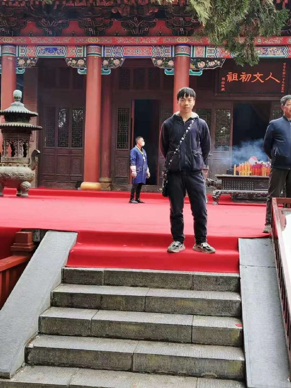 单身的小草的第三张照片--滨州相亲服务中心